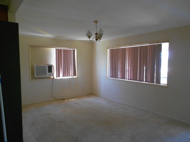 12 Twin Street, Gladstone QLD 4680