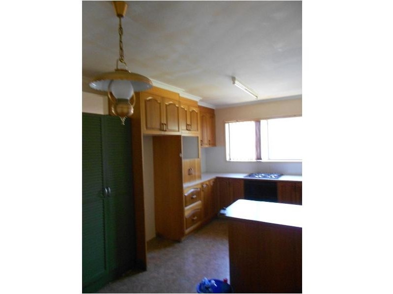 12 Twin Street, Gladstone QLD 4680