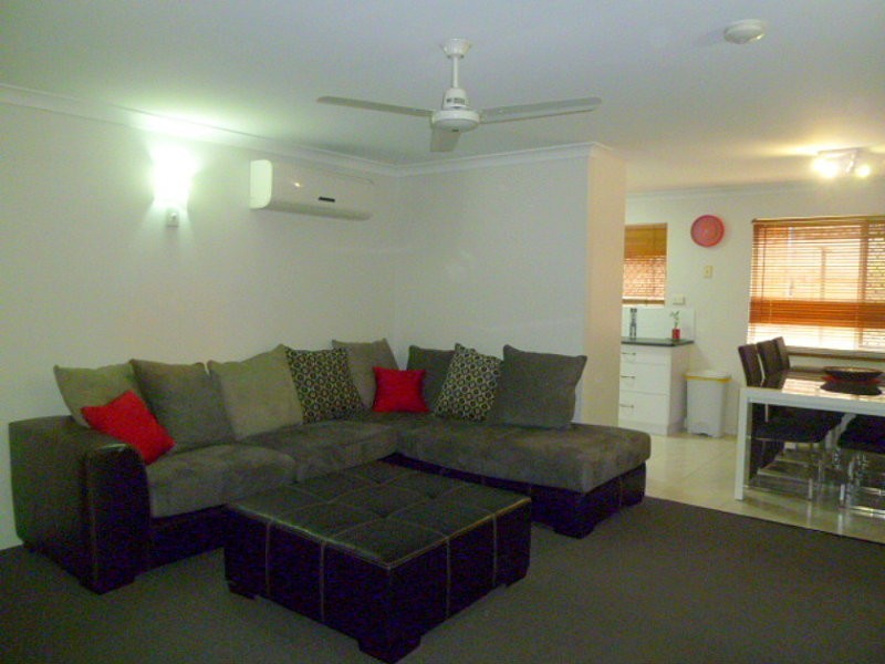 15 Carinya Drive, Clinton QLD 4680