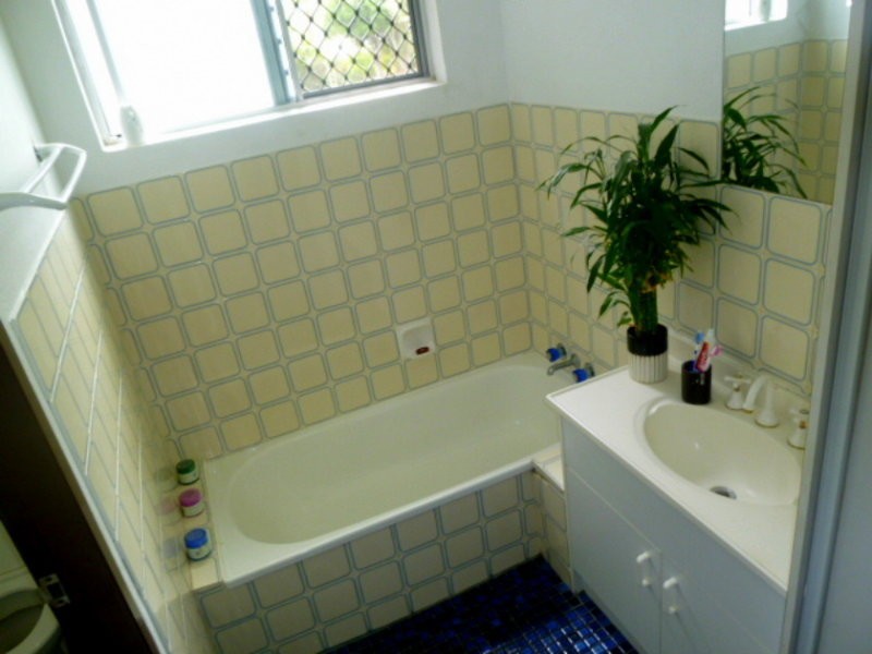 15 Carinya Drive, Clinton QLD 4680