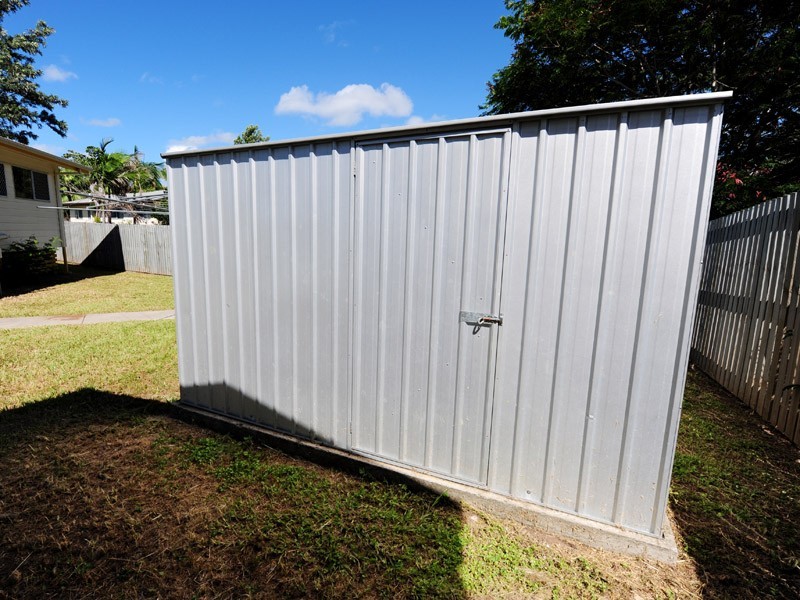 13 LUSCOMBE COURT, New Auckland QLD 4680