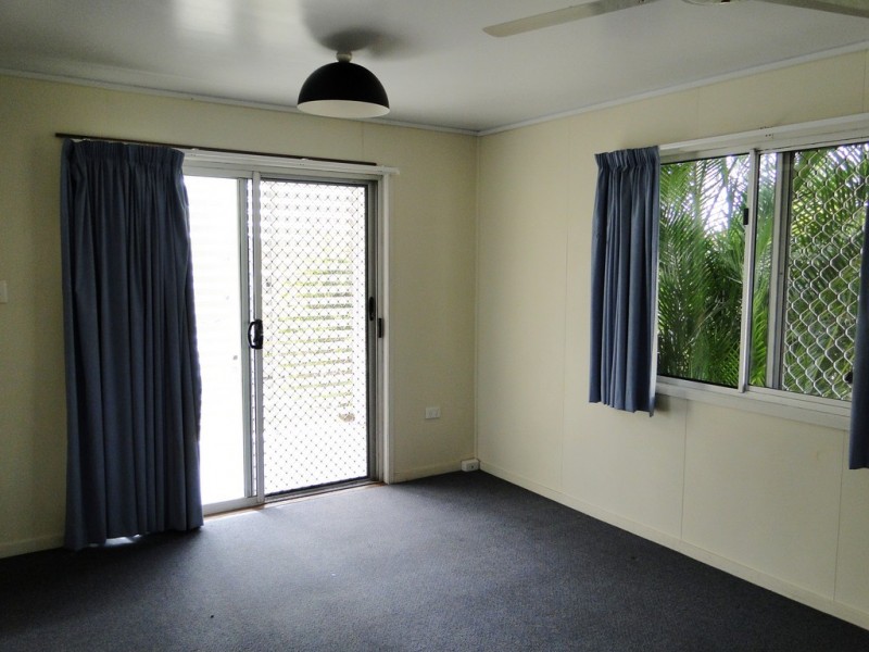13 LUSCOMBE COURT, New Auckland QLD 4680