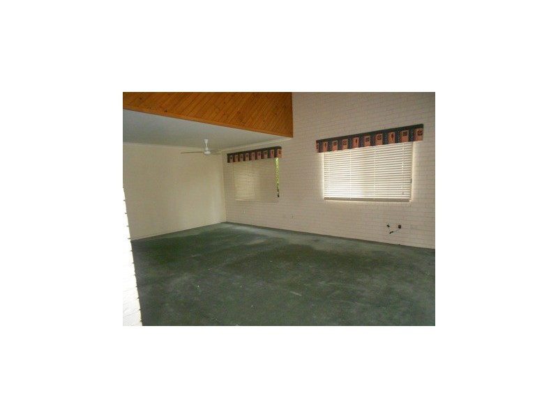 18 Ormiston Street, Gladstone QLD 4680