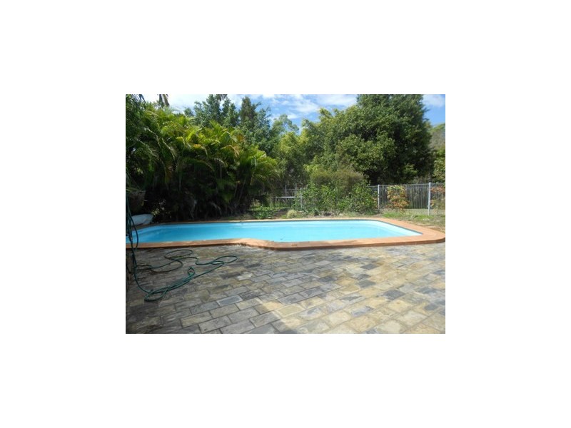 18 Ormiston Street, Gladstone QLD 4680