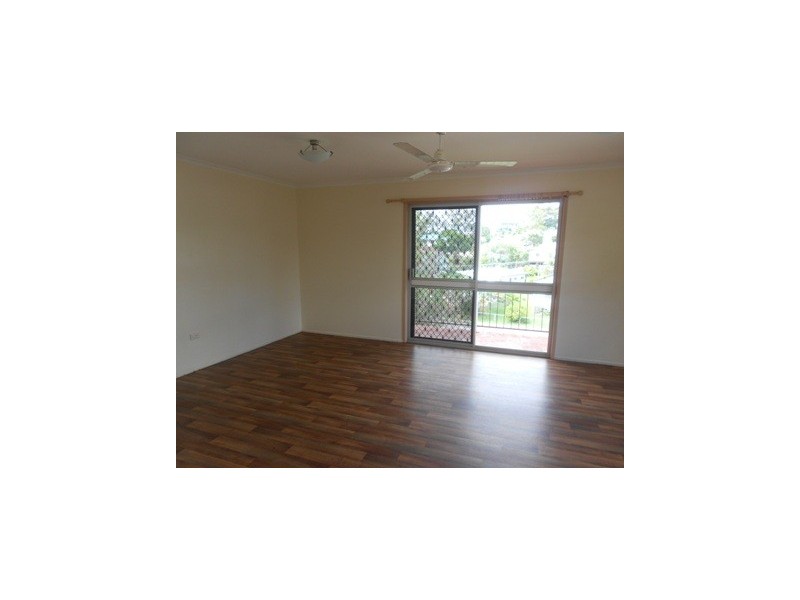 2/32 Boles Street, Gladstone QLD 4680