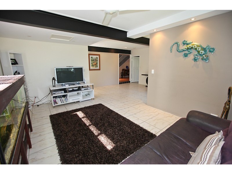 1 St Clements Close, Telina QLD 4680