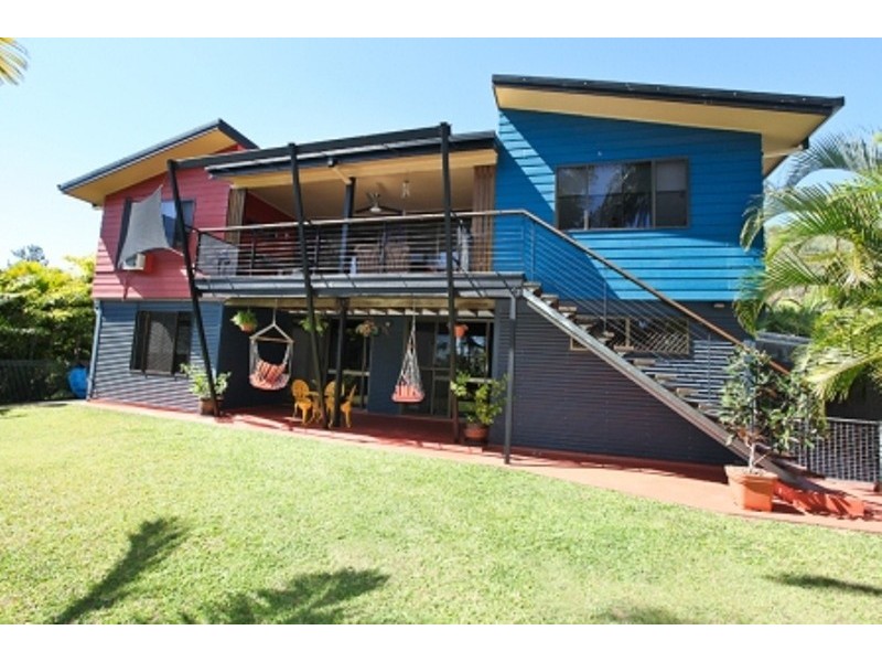 1 St Clements Close, Telina QLD 4680