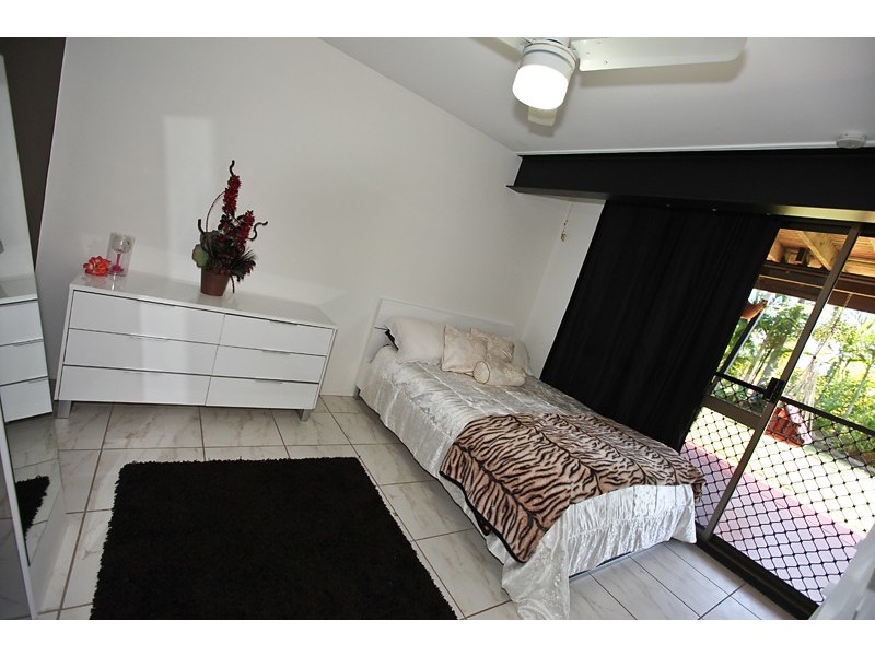 1 St Clements Close, Telina QLD 4680