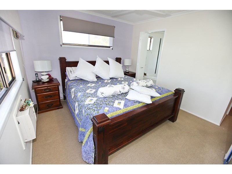 1 St Clements Close, Telina QLD 4680