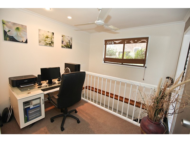 1 St Clements Close, Telina QLD 4680