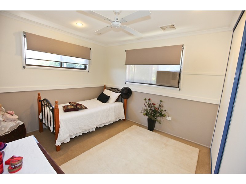 1 St Clements Close, Telina QLD 4680