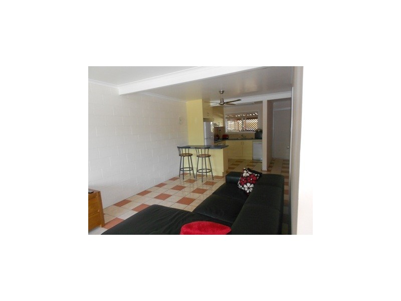 7/5  Central Lane, Gladstone QLD 4680