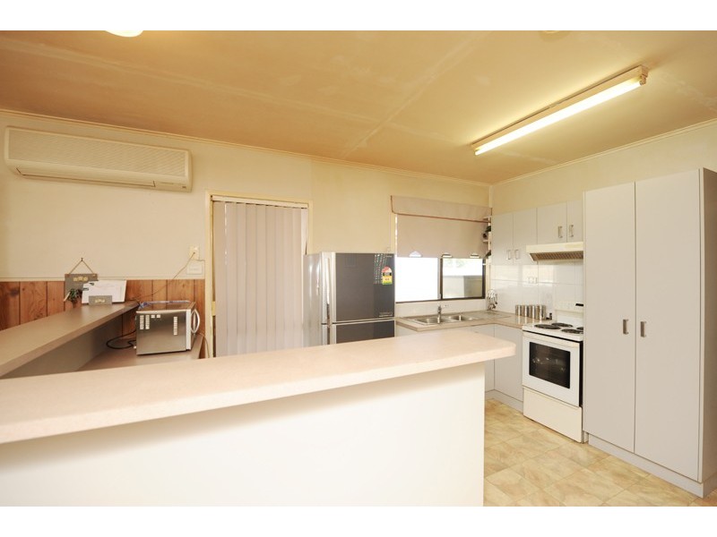 1A Rossella Street, West Gladstone QLD 4680