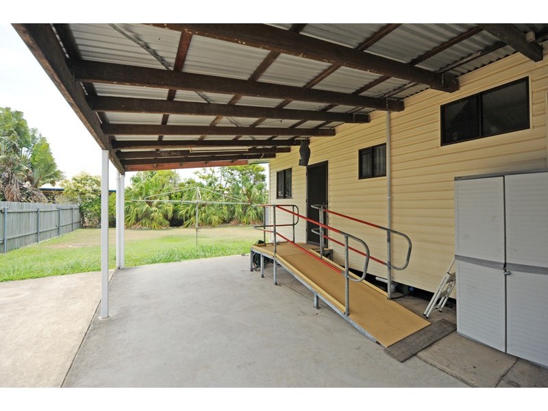 1A Rossella Street, West Gladstone QLD 4680