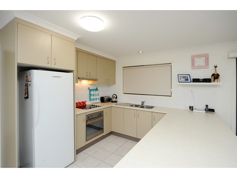 28B J Hickey Avenue, Clinton QLD 4680