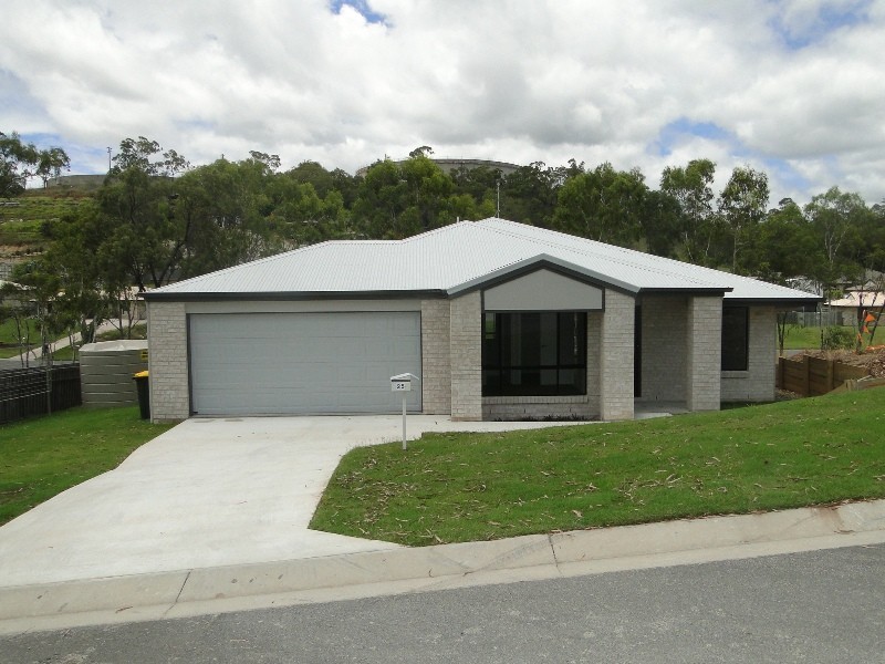25 Ouston Place, South Gladstone QLD 4680