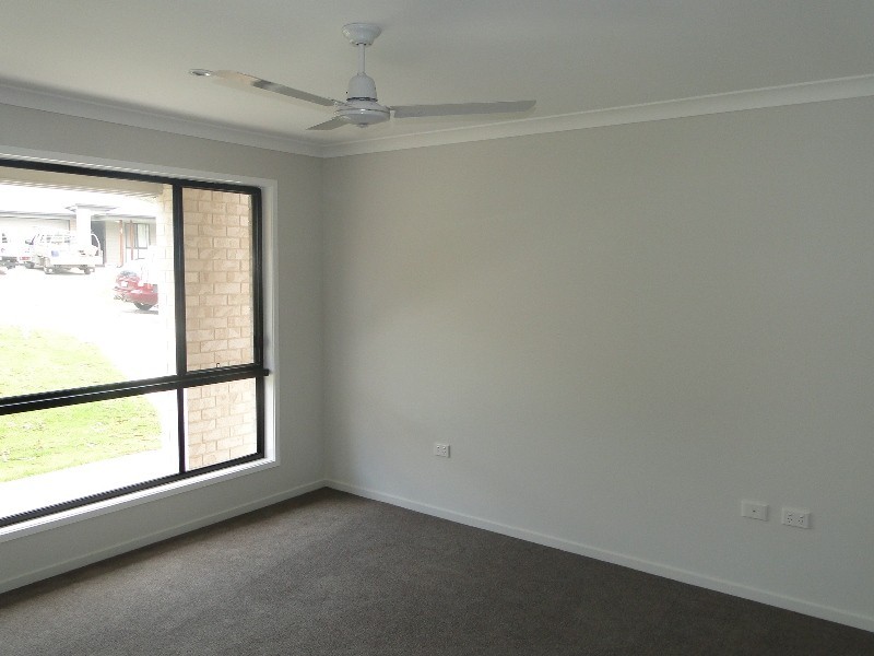 25 Ouston Place, South Gladstone QLD 4680