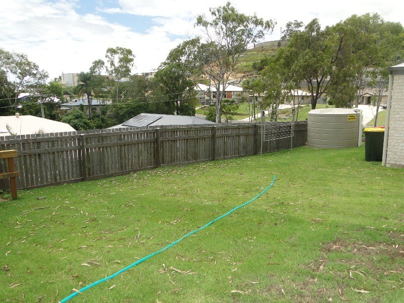 25 Ouston Place, South Gladstone QLD 4680