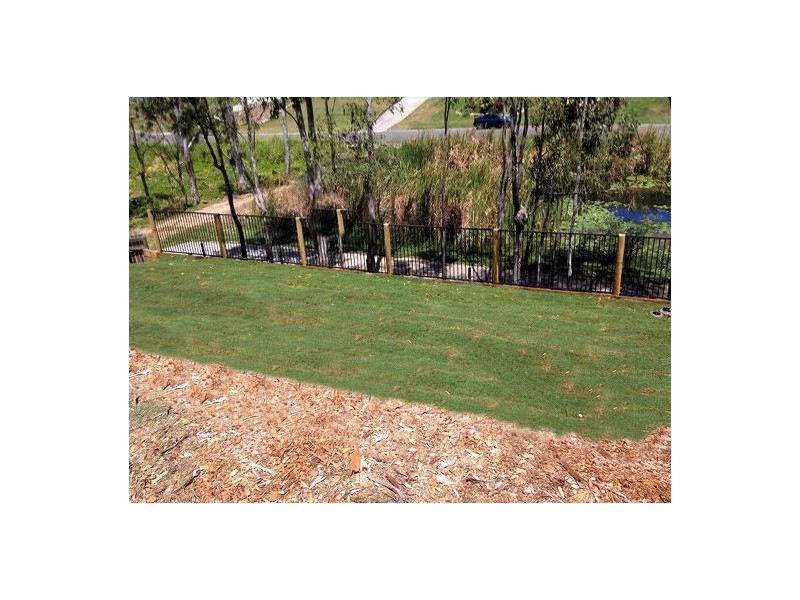 25 Ouston Place, South Gladstone QLD 4680