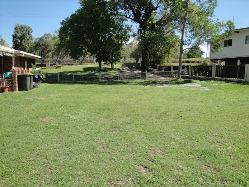 27 Philip Street, South Gladstone QLD 4680