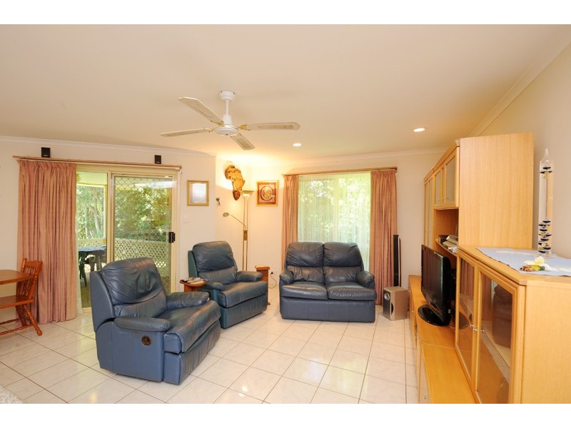 6 Borumba Court, Clinton QLD 4680