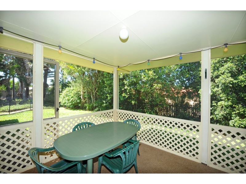 6 Borumba Court, Clinton QLD 4680