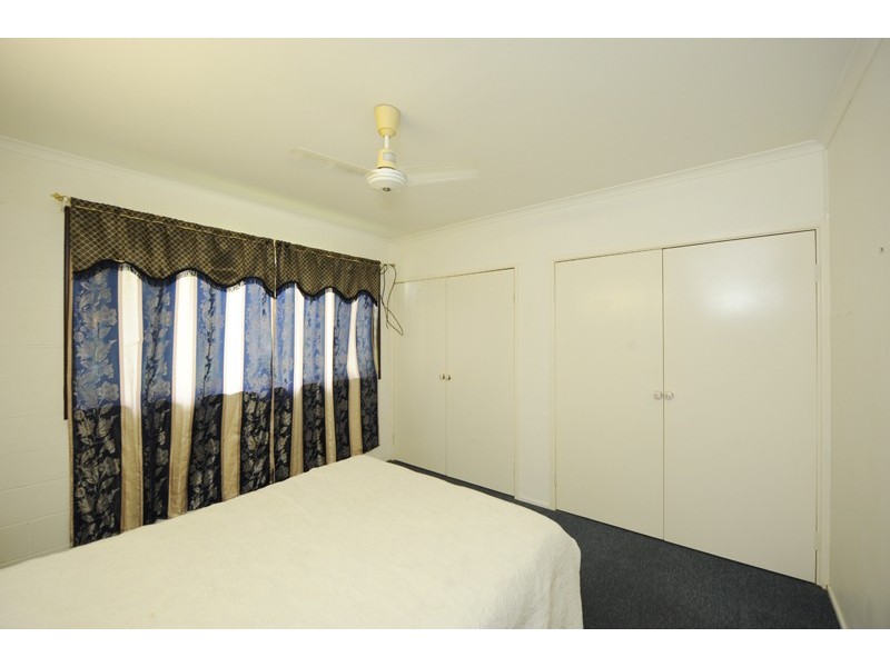 20 Cook Street, West Gladstone QLD 4680