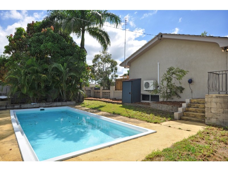1 Creed Street, Clinton QLD 4680
