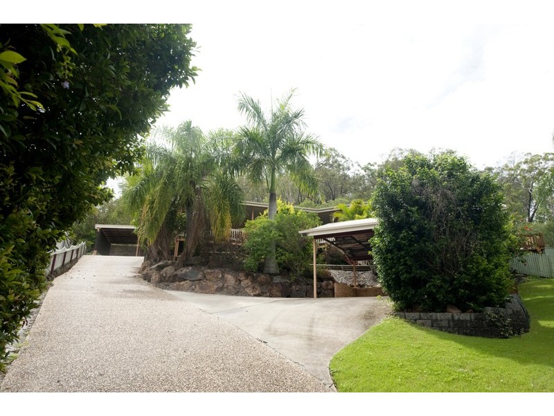 10 Selwyn Close, Telina QLD 4680