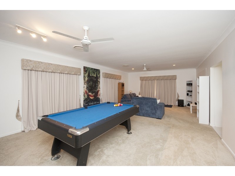 10 Selwyn Close, Telina QLD 4680