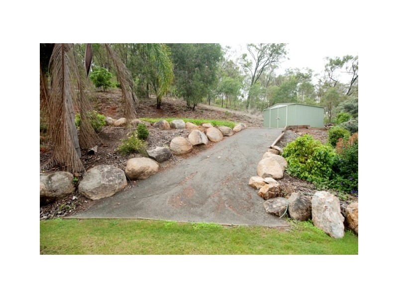 10 Selwyn Close, Telina QLD 4680