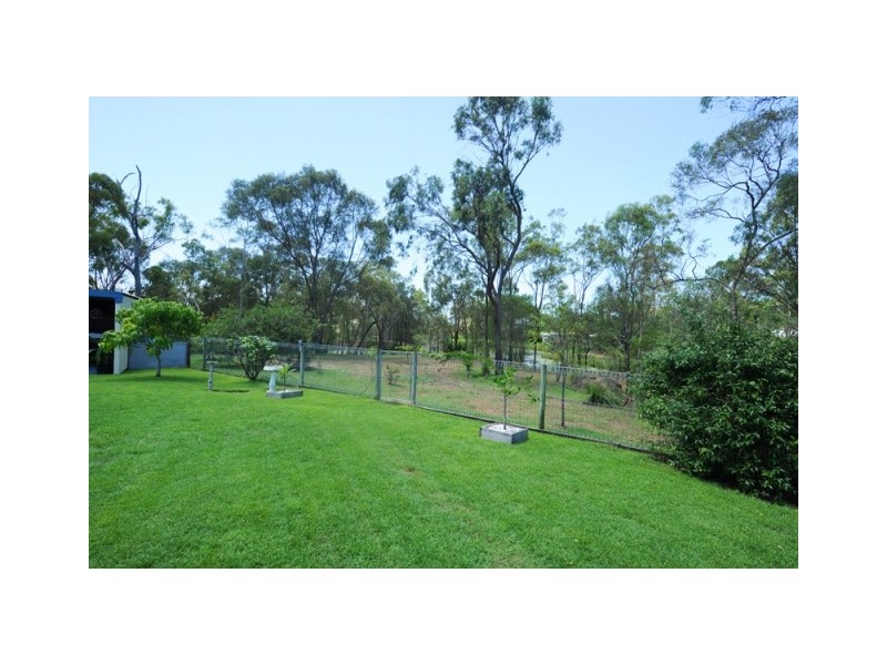 5 Alexis Court, New Auckland QLD 4680