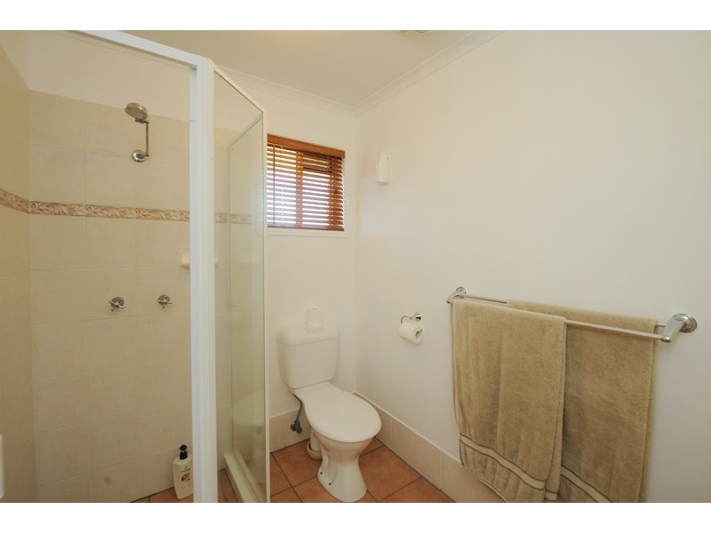 6 Cavella Drive, Glen Eden QLD 4680