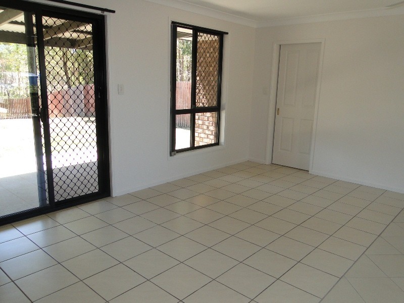 21 Dunstall Street, Clinton QLD 4680