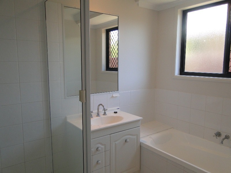 21 Dunstall Street, Clinton QLD 4680