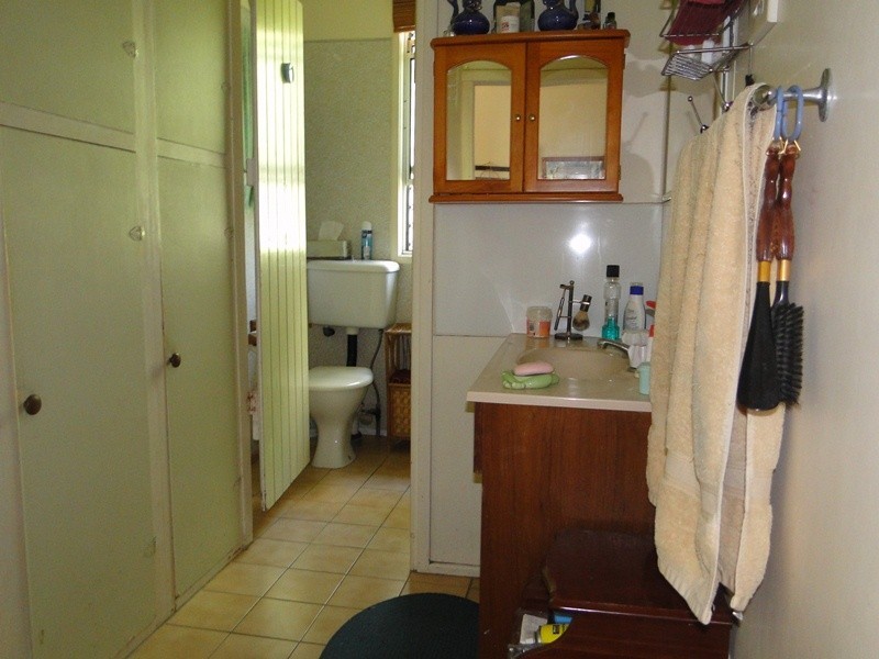 7 Ailsa Street, West Gladstone QLD 4680