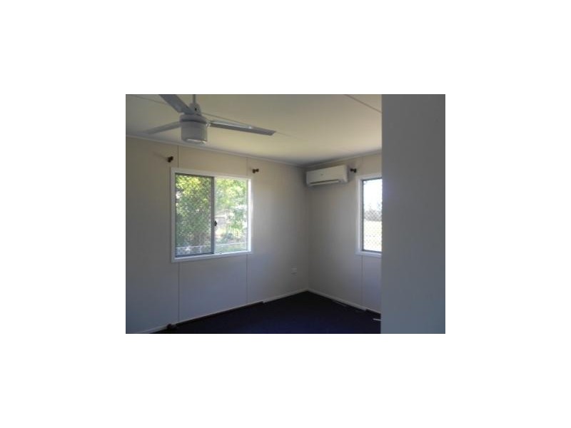 4 Moura Crescent, Gladstone QLD 4680