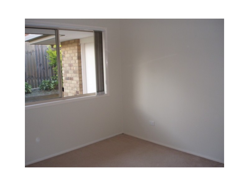 16 Bingera Street, Clinton QLD 4680