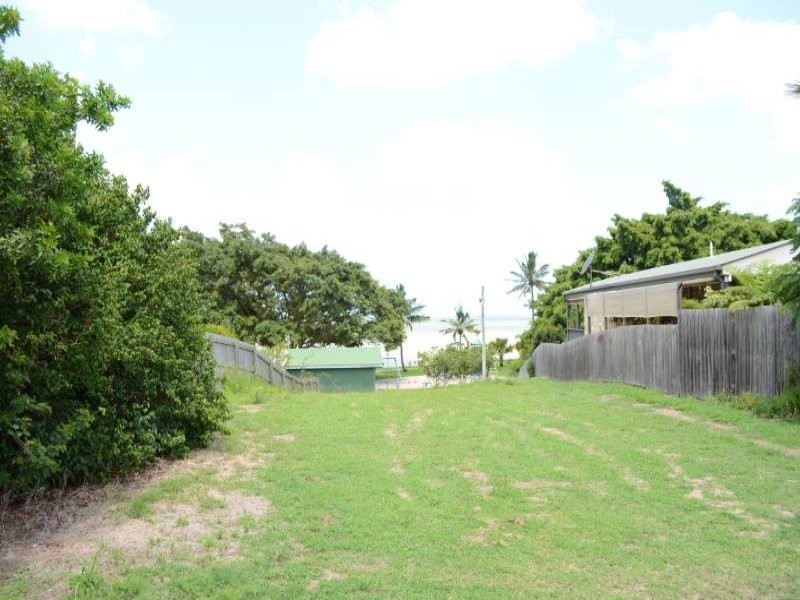 10 Ocean Park Court, Barney Point QLD 4680