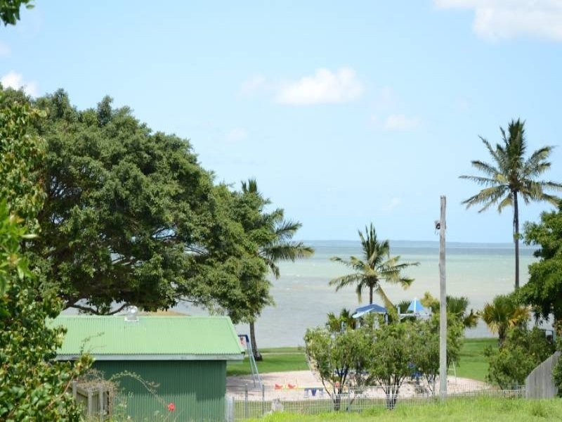 10 Ocean Park Court, Barney Point QLD 4680