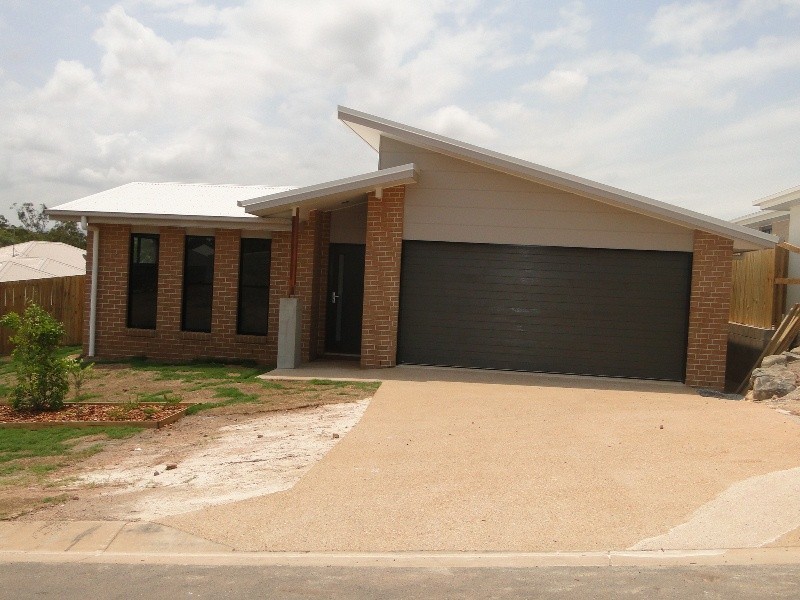 5 CRESSBROOK STREET, Clinton QLD 4680