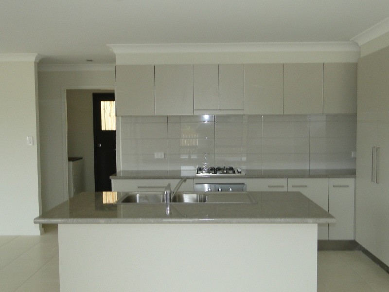 5 CRESSBROOK STREET, Clinton QLD 4680