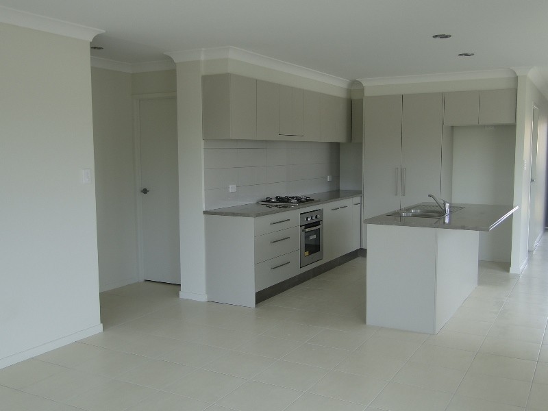 5 CRESSBROOK STREET, Clinton QLD 4680