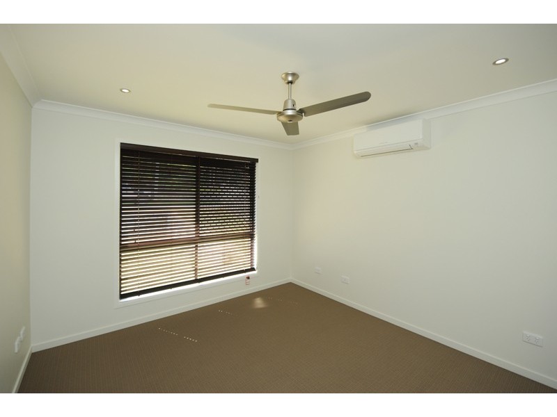 7 WATFORD ST, Telina QLD 4680