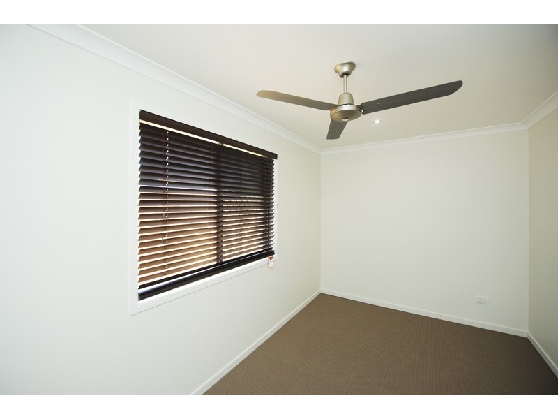 7 WATFORD ST, Telina QLD 4680