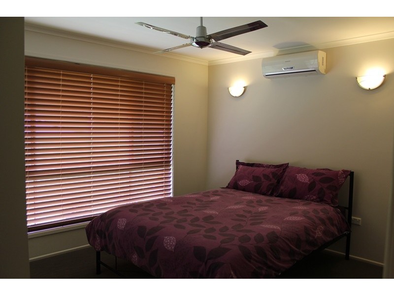 10 Finchley Street, Telina QLD 4680