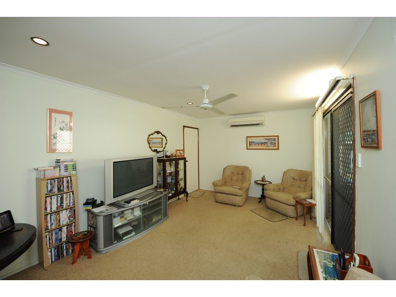 25 Cockatoo Drive, New Auckland QLD 4680