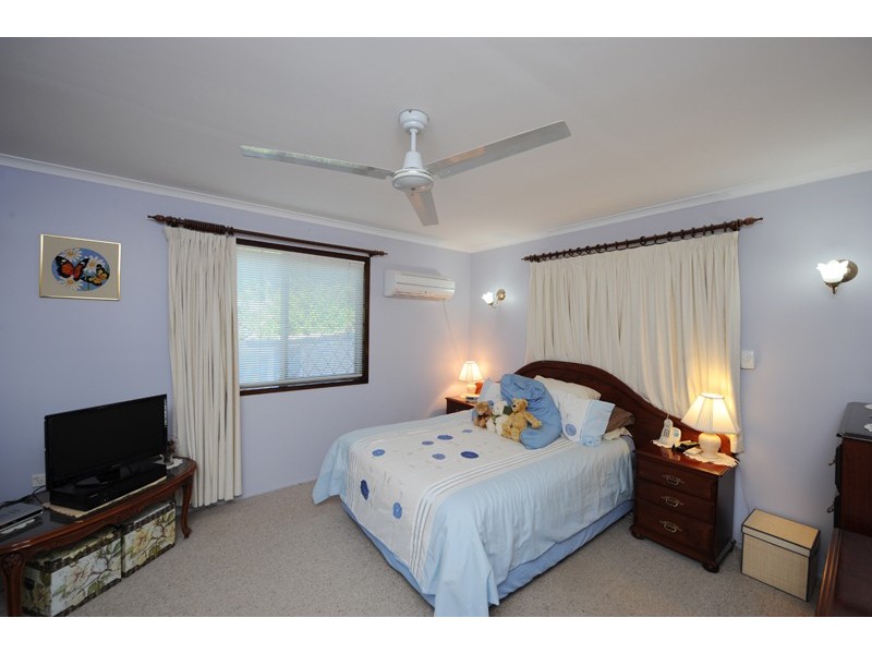 25 Cockatoo Drive, New Auckland QLD 4680