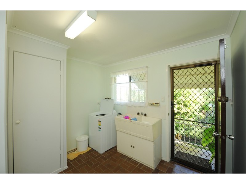 25 Cockatoo Drive, New Auckland QLD 4680