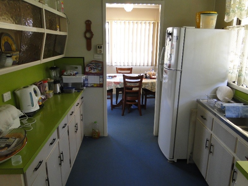 19 Hetherington Street, West Gladstone QLD 4680